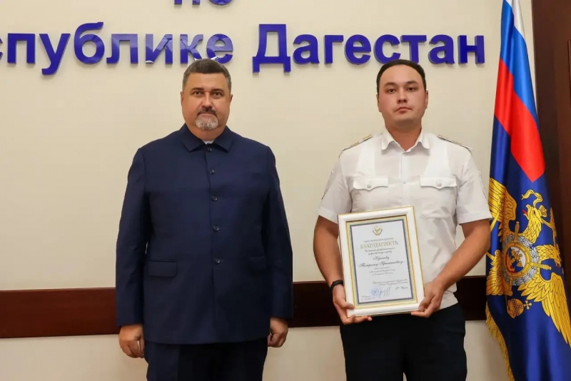 Фёдор Щукин вручил государственные награды отличившимся сотрудникам патрульно-постовой службы